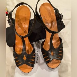 New Robert Clergerie black leather wedge sandals Size 10